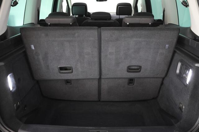 Volkswagen SHARAN 1.4 TSI Dsg 7p COMFORTLINE PANO | ACC | NAVI | APP CONNECT | ELEK TREKHAAK | STOELVERW | ELEK SCHUIFDEUREN | LMV