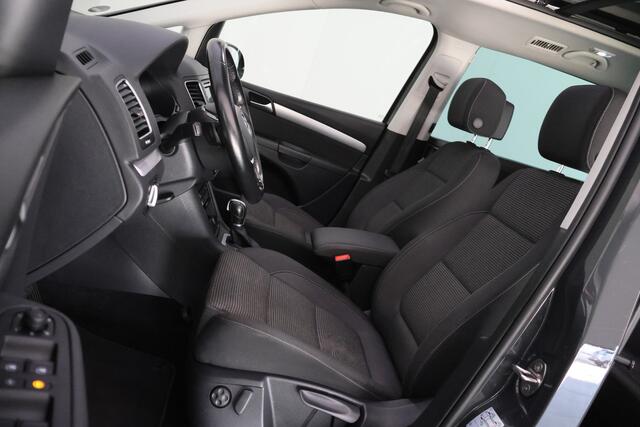 Volkswagen SHARAN 1.4 TSI Dsg 7p COMFORTLINE PANO | ACC | NAVI | APP CONNECT | ELEK TREKHAAK | STOELVERW | ELEK SCHUIFDEUREN | LMV