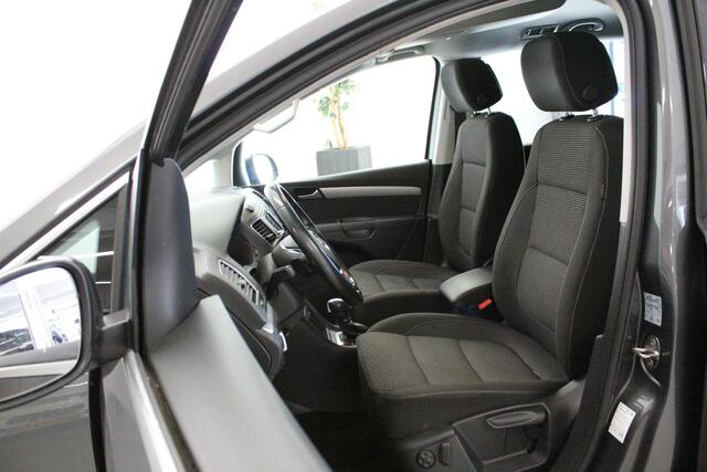 Volkswagen SHARAN 2.0 TDI Exclusive Series 7P | STOEL-VERW | ACC | WEGKL-TRHAAK | CAMERA | 17'LMV | CARPLAY | PDC | LED |