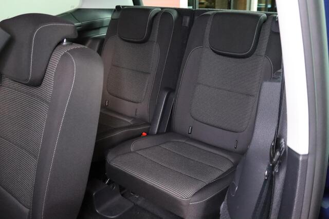 Volkswagen SHARAN 1.4 TSI Exclusive Series 7-Persoons Navigatie, Bluetooth, PDC,