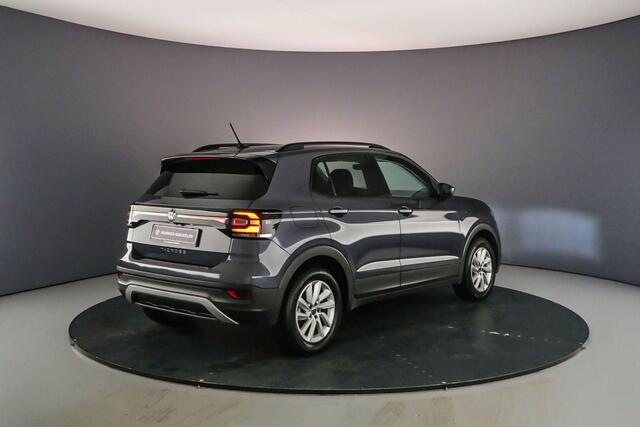 Volkswagen T-Cross Life 1.0 TSI 110pk DSG Automaat Adaptive cruise control, Achteruitrijcamera, Stoelverwarming, Parkeersensoren, Airco, DAB, Radio, Bluetooth, App connect