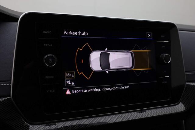 Volkswagen T-Cross 1.0 TSI 115PK DSG Style | IQ Light | Navi | Stoelverwarming | Parkeersensoren voor/achter | Apple Carplay / Android Auto
