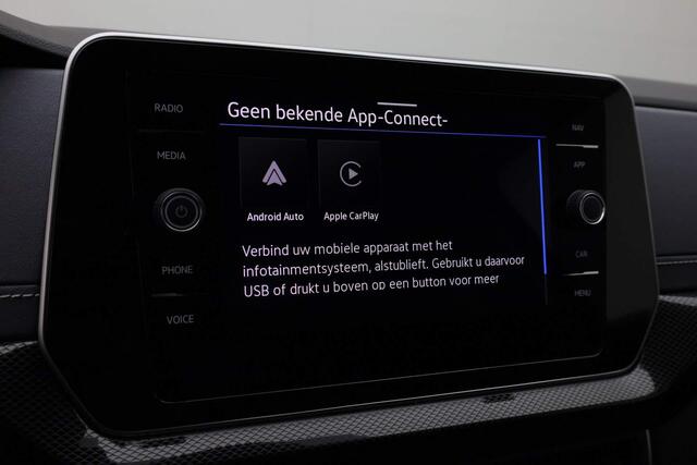 Volkswagen T-Cross 1.0 TSI 115PK DSG Style | IQ Light | Navi | Stoelverwarming | Parkeersensoren voor/achter | Apple Carplay / Android Auto