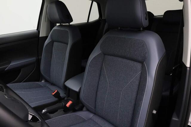 Volkswagen T-Cross 1.0 TSI 115PK DSG Style | IQ Light | Navi | Stoelverwarming | Parkeersensoren voor/achter | Apple Carplay / Android Auto