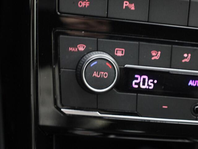 Volkswagen T-Cross 1.0TSI/110PK R Line DSG · Navigatie · Camera + Parkeersensoren · LED · Garantie tot mei 2025 of 100000km