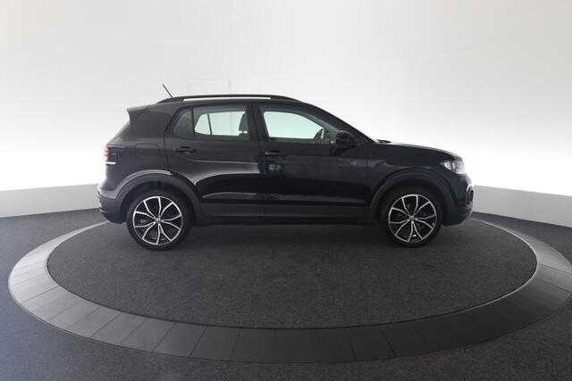 Volkswagen T-Cross 1.0 TSI Life | Trekhaak | Navi | Clima | 18 Inch