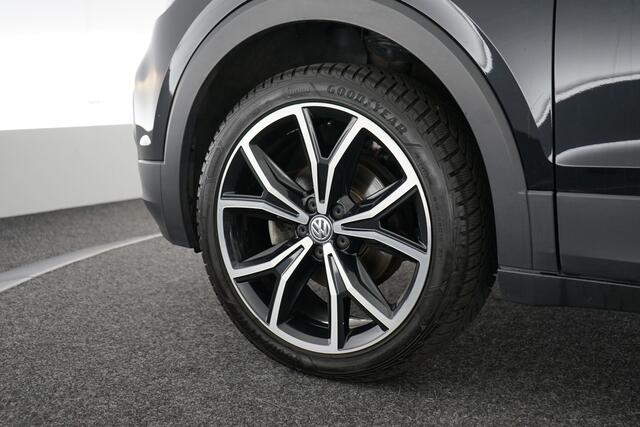 Volkswagen T-Cross 1.0 TSI Life | Trekhaak | Navi | Clima | 18 Inch