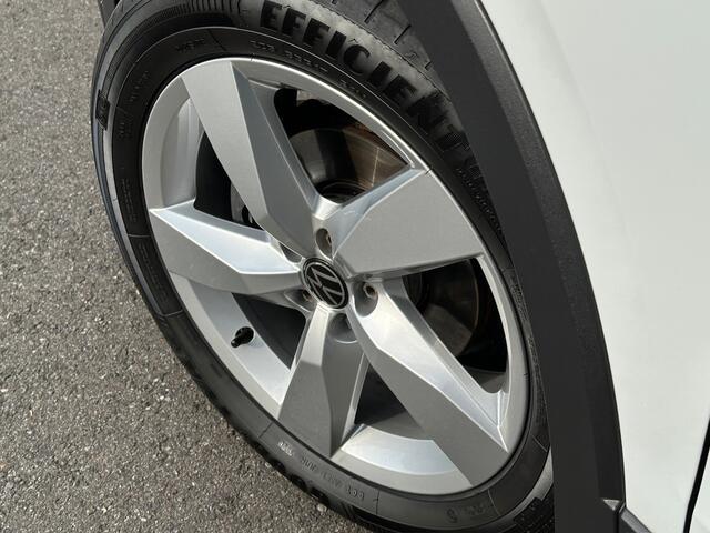 Volkswagen T-Cross 1.0 TSI 110pk Style | Led | Navi | Carplay | Adapt. Cruise | incl. 1 jaar Bovag garantie