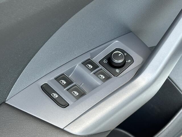 Volkswagen T-Cross 1.0 TSI 110pk Style | Led | Navi | Carplay | Adapt. Cruise | incl. 1 jaar Bovag garantie