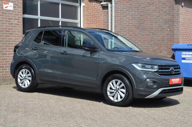 Volkswagen T-Cross 1.0 TSI Life | NAVI - LED - PDC