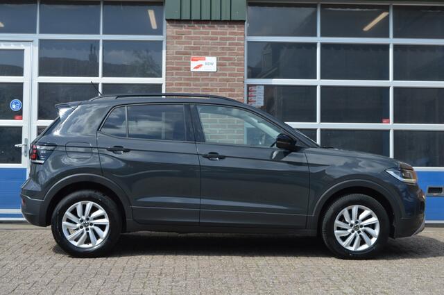 Volkswagen T-Cross 1.0 TSI Life | NAVI - LED - PDC