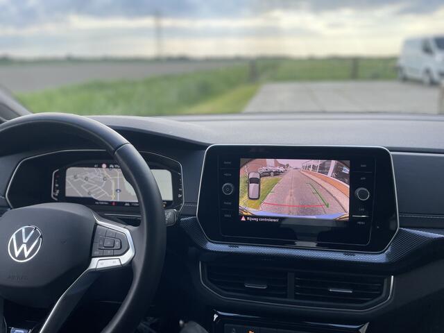 Volkswagen T-Cross 1.0 TSI R-Line, Virtual Cockpit, Stoelverwarming, Camera, enz,enz