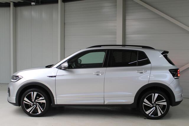 Volkswagen T-Cross 1.0 TSI R-Line DSG Navigatie | 18" Nevada Velgen | Camera Rear View | Side Assist | Digitale Cockpit Pro