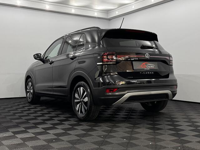Volkswagen T-Cross 1.0 TSI Move Clima, Navi, Parkeersensoren, Stoelverwarming, Cruise control adaptief, A start stop