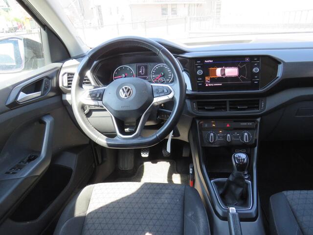 Volkswagen T-Cross 1.0 TSI 95Pk Life * Rijklaarprijs incl. garantie * Navigatie * Parkeersensoren V+A * Carplay Android