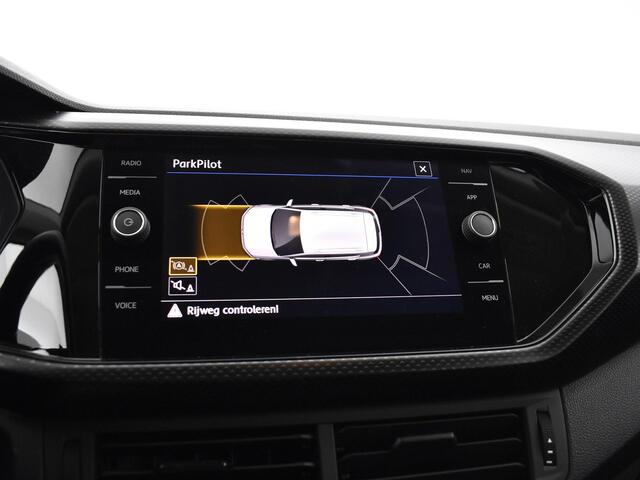 Volkswagen T-Cross 1.0 Tsi 95pk Life Business · Apple/Android Car Play · Navi · P-Sensoren · DAB · ACC · 16'' Inch ·