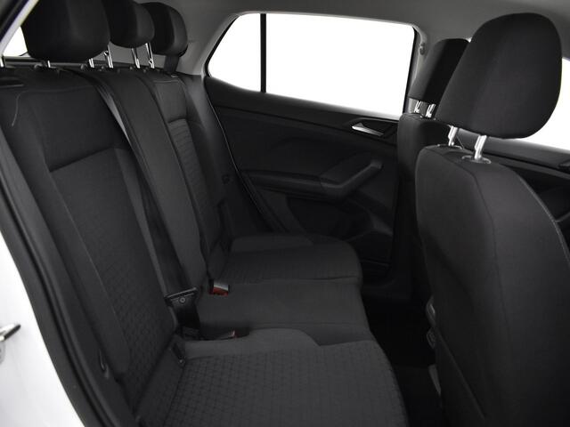 Volkswagen T-Cross 1.0 Tsi 95pk Life Business · Apple/Android Car Play · Navi · P-Sensoren · DAB · ACC · 16'' Inch ·