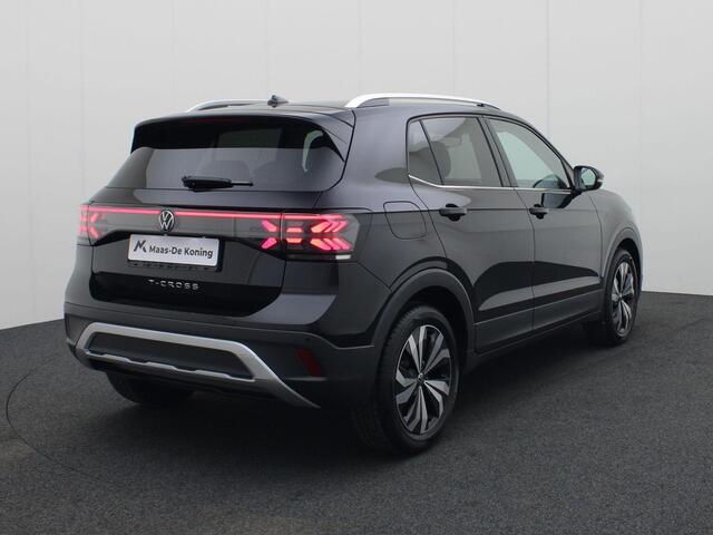 Volkswagen T-Cross 1.0TSI/116PK Style DSG · Navigatie · Parkeersensoren · Stoelverwarming · Garantie tot april 2026