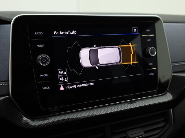 Volkswagen T-Cross 1.0TSI/116PK Style DSG · Navigatie · Parkeersensoren · Stoelverwarming · Garantie tot april 2026