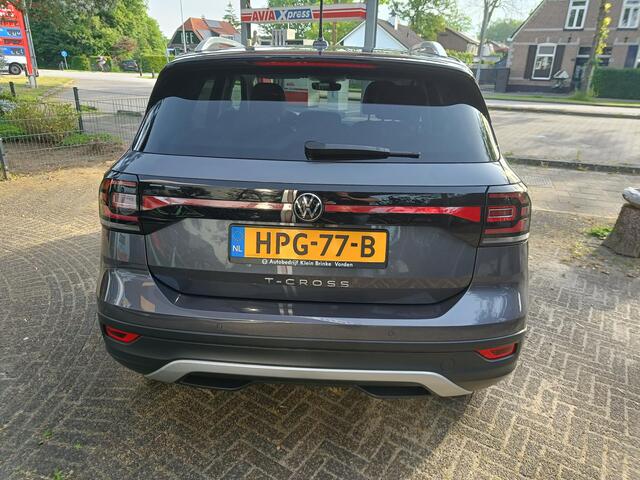Volkswagen T-Cross 1.0 TSI Style Automaat /Originele afneembare trekhaak / Camera/ Nieuwstaat!!