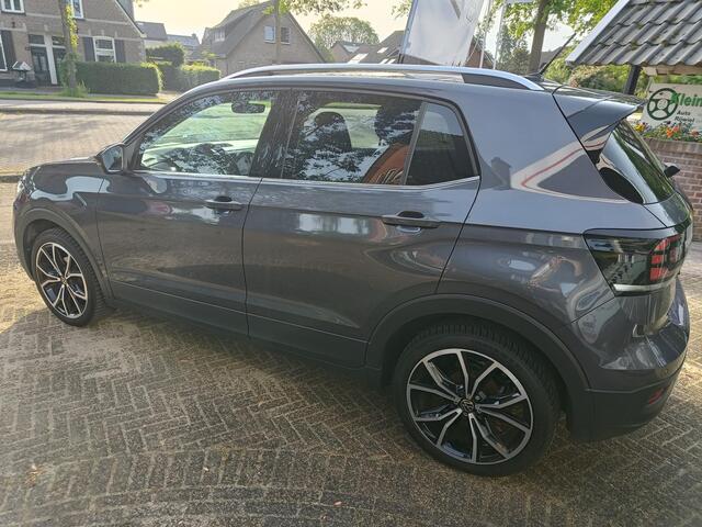 Volkswagen T-Cross 1.0 TSI Style Automaat /Originele afneembare trekhaak / Camera/ Nieuwstaat!!