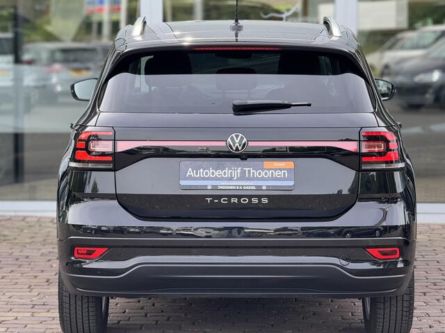 Volkswagen T-Cross 1.5 TSI Style Business R-line Camera | ACC | Navi | Apple CarPlay