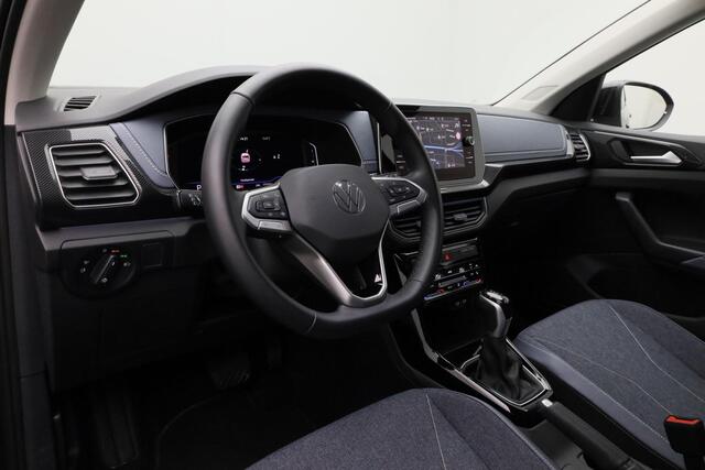 Volkswagen T-Cross Style 1.0 TSI 85 kW / 116 pk DSG | IQ Light | Navi | Stoelverwarming | Parkeersensoren voor/achter | Apple Carplay / Android Auto
