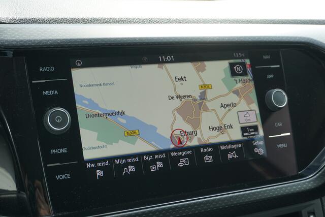 Volkswagen T-Cross 1.0 TSI Automaat Life | TREKHAAK | CAMERA | ADAPT. CRUISE | ECC |