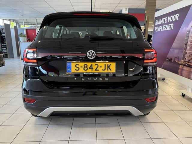 Volkswagen T-Cross 1.0 TSI 95PK LIFE *PDC V&A*LM16*APP*