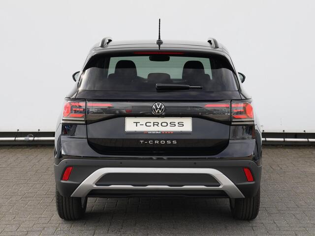 Volkswagen T-Cross Life Edition 1.0 TSI 95pk | Navigatie | Achteruitrijcamera | Climate control |