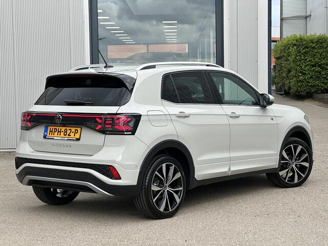 Volkswagen T-Cross 1.5 TSI R-Line Business | Carplay/Navi/18"/Camera/Stoelverw./Virtual Cockpit