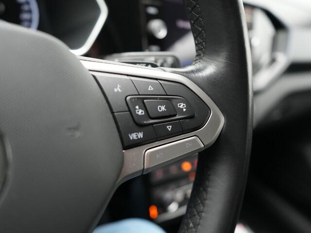 Volkswagen T-Cross 1.5 TSI Style 150pk DSG | Adaptive Cruise | Beats Audio | Stoelverwarming | Apple Carplay | Sfeerverlichting | Parkassist | Navi Full Map | DAB |