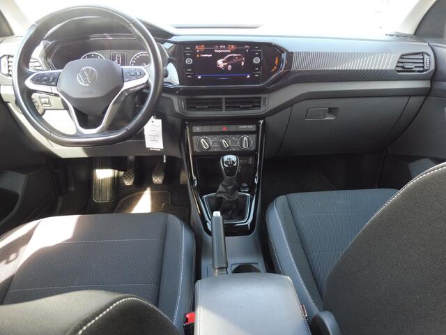Volkswagen T-Cross 1.0 TSI Life Navi | LED | LMV 16"| DAB | Privacy glas | 1e eig | NL auto