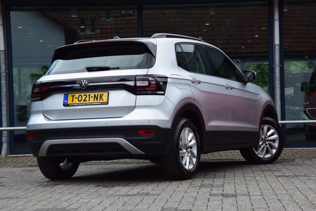 Volkswagen T-Cross 1.0 TSI Life | Org. NL | Fabrieksgarantie 7-2027 | Adaptive Cruise Control | Parkeersensoren Voor&Achter | Apple Carplay/Android Auto | 16'' Velgen | DAB Radio |