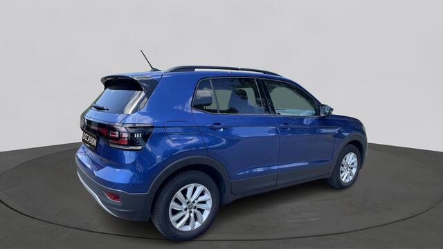 Volkswagen T-Cross 1.0 TSI 95pk Life / Navigatie / Adaptive Cruise Control / Parkeersensoren