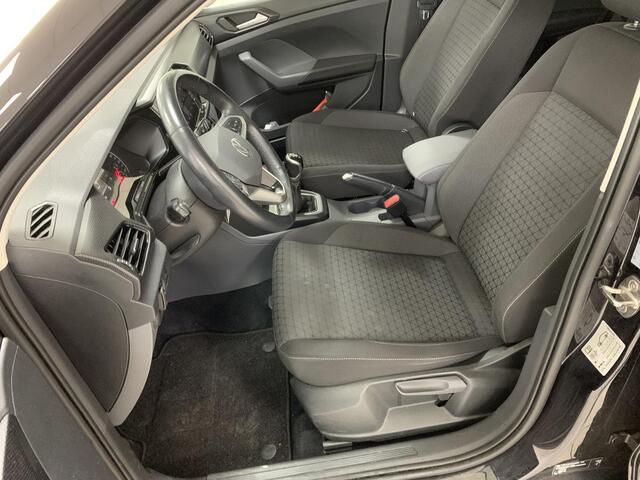 Volkswagen T-Cross 1.0 TSI Life APPLE CARPLAY | PARKEERSENSOREN VOOR-EN ACHTER | LICHTMETALEN VELGEN
