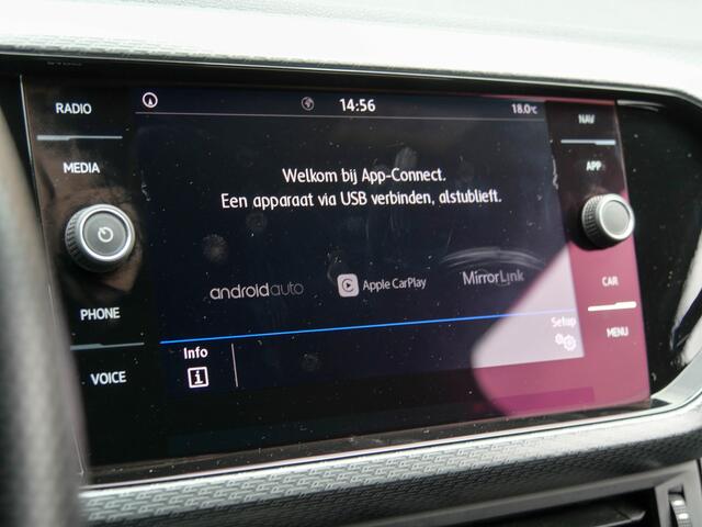 Volkswagen T-Cross 1.0 TSI 116PK Automaat Style Business R | APPLE CARPLAY | CRUISE CONTROL |