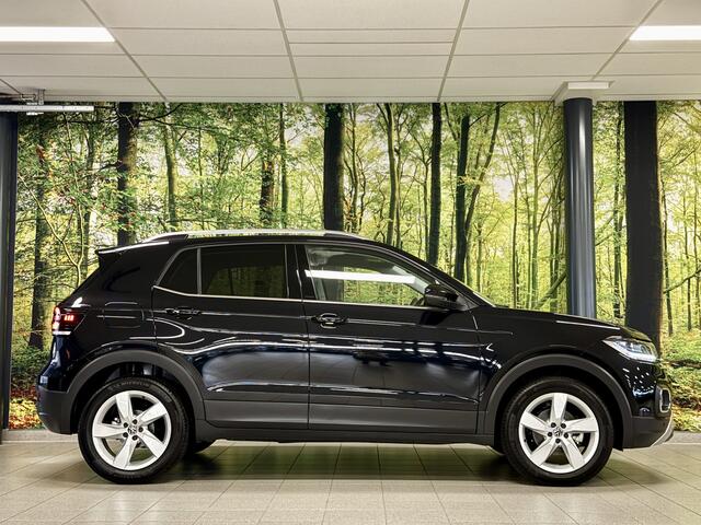 Volkswagen T-Cross 1.0 TSI Style | Adaptive Cruise Control | Parkeersensoren | Apple Carplay | Stoelverwarming | Lane Assist | Achteruitrijcamera | DAB | Airconditioning |