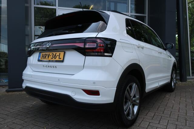 Volkswagen T-Cross 1.0 TSI R-LINE, Apple Carplay/ Android Auto, PDC Rondom, etc.