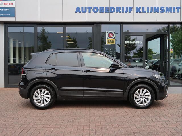 Volkswagen T-Cross 1.0 TSI Life | Navigatie | Parkeersensoren | Trekhaak |
