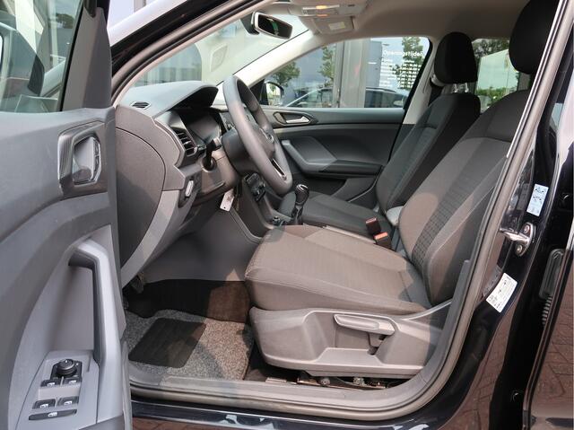 Volkswagen T-Cross 1.0 TSI Life | Navigatie | Parkeersensoren | Trekhaak |