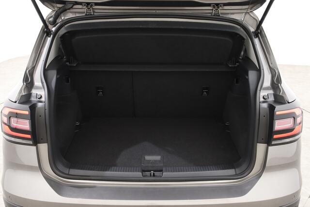Volkswagen T-Cross 1.0 TSI 110PK LIFE DSG | Carplay | Clima | Cruise adaptief | Trekhaak