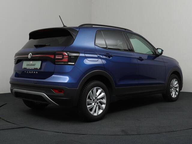 Volkswagen T-Cross 1.0 TSI Style Automaat LED | Camera | Stoelverwarming | Climate control