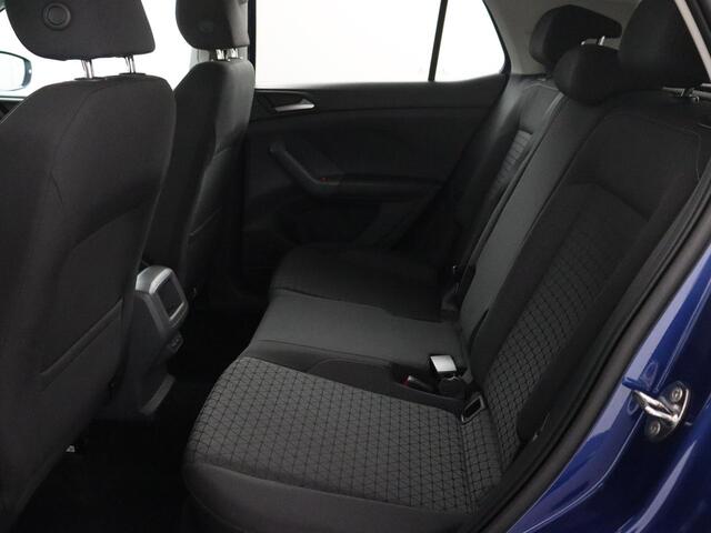 Volkswagen T-Cross 1.0 TSI Style Automaat LED | Camera | Stoelverwarming | Climate control