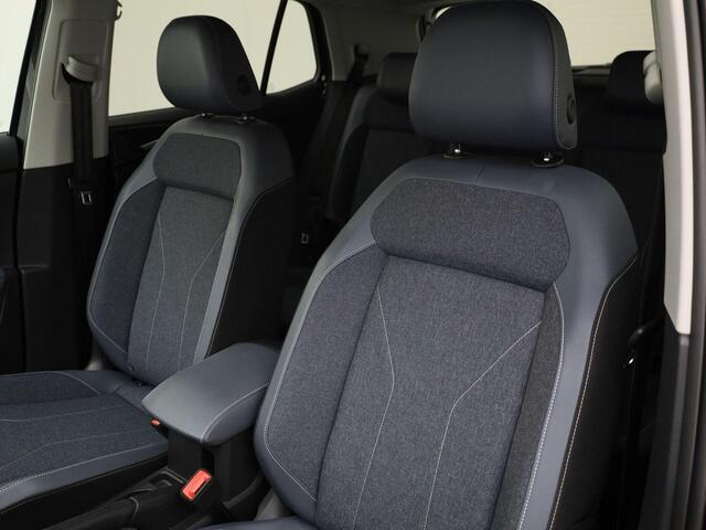 Volkswagen T-Cross 1.0 TSI 116PK Style DSG · Navigatie · Parkeersensoren · Matrix-LED · Garantie tot juni 2026