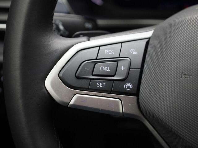 Volkswagen T-Cross 1.0 TSI 116PK Style DSG · Navigatie · Parkeersensoren · Matrix-LED · Garantie tot juni 2026