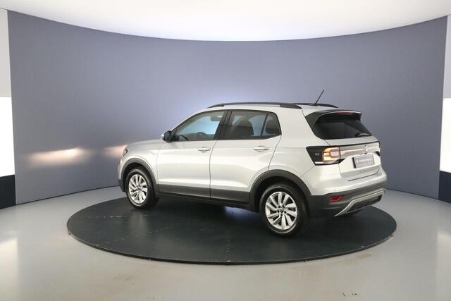 Volkswagen T-Cross Life 1.0 TSI 110pk DSG Automaat Adaptive cruise control, Achteruitrijcamera, Stoelverwarming, App connect, Parkeersensoren, Airco, DAB, Radio