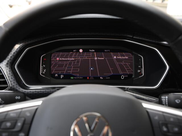 Volkswagen T-Cross 1.0 TSI Style R-Line 110 pk DSG | Navigatie | Climate control | LED | Keyless | Adaptive Cruise | 17 Inch Sebring | Trekhaak afneembaar | 1e Eigenaar