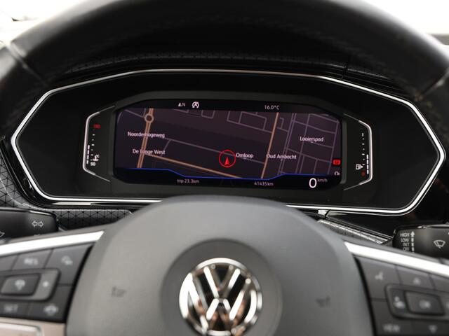 Volkswagen T-Cross 1.0 TSI Style R-Line 115 PK | LED | Adaptive Cruise Controle| Alarm | Side Assist | Camera | Keyless | 18 Inch velgen | Parkeersensoren