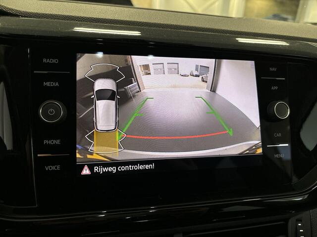 Volkswagen T-Cross 1.0 Tsi 110pk DSG Style · Camera · Apple/Android Car Play · Navi · P-Sensoren · Virtual Cockpit · 18'' Inch · Garantie t/m 19-01-2027 of 100.000km